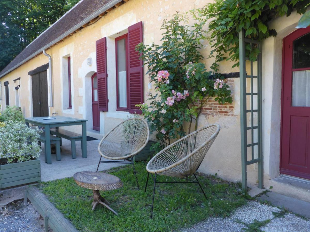 La Petite Bardouillere Villa Courdemanche  Exterior photo